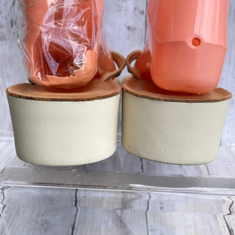 OluKai Mala'e wedge sandals